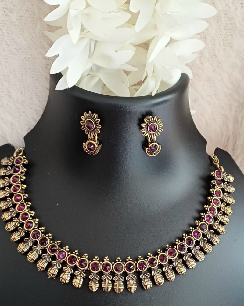antique-kemb-stone-necklace