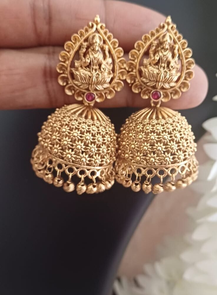 saraswthi-jhumka